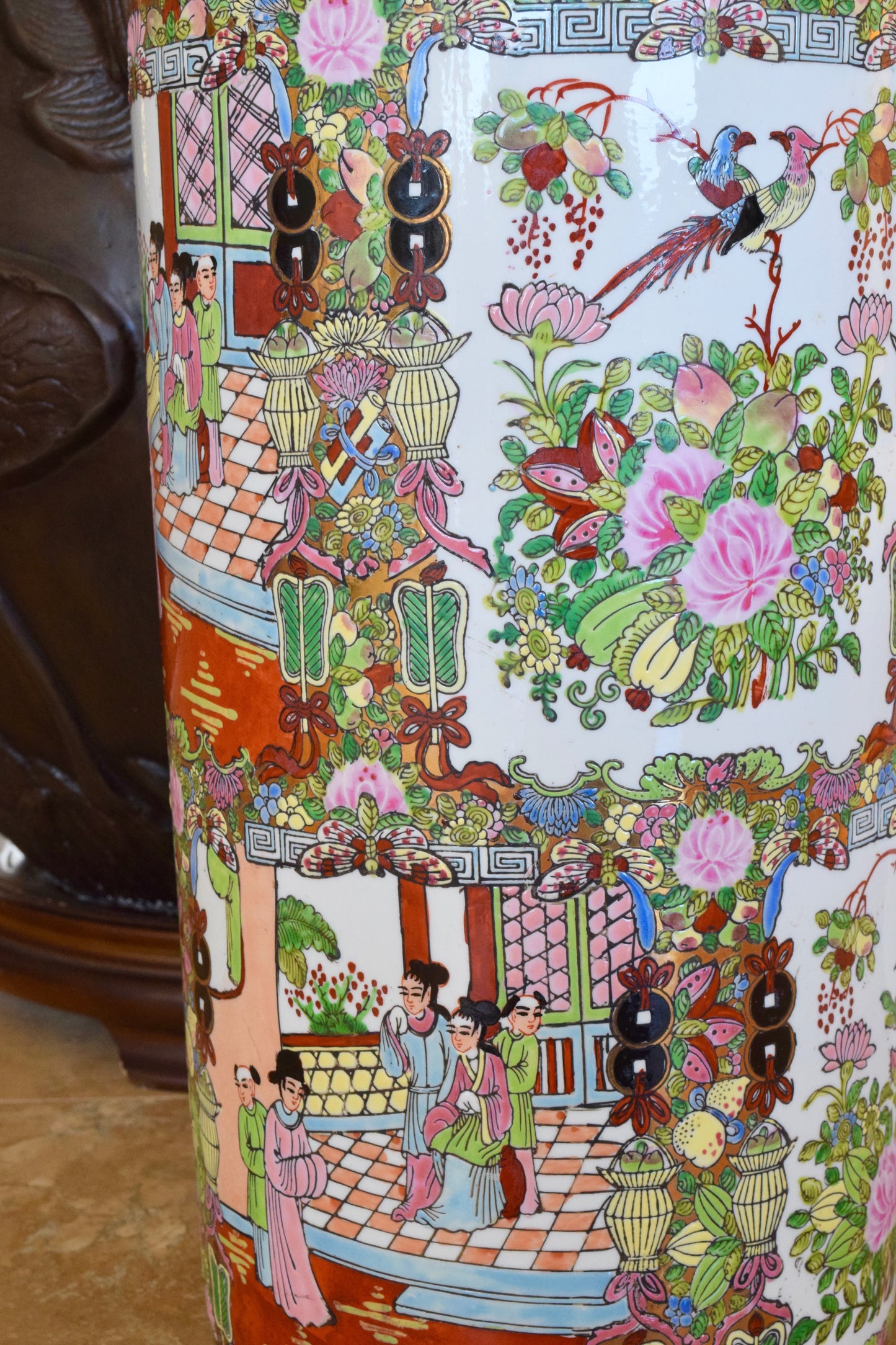 Chinese Famille Rose Porcelain Umbrella Stand