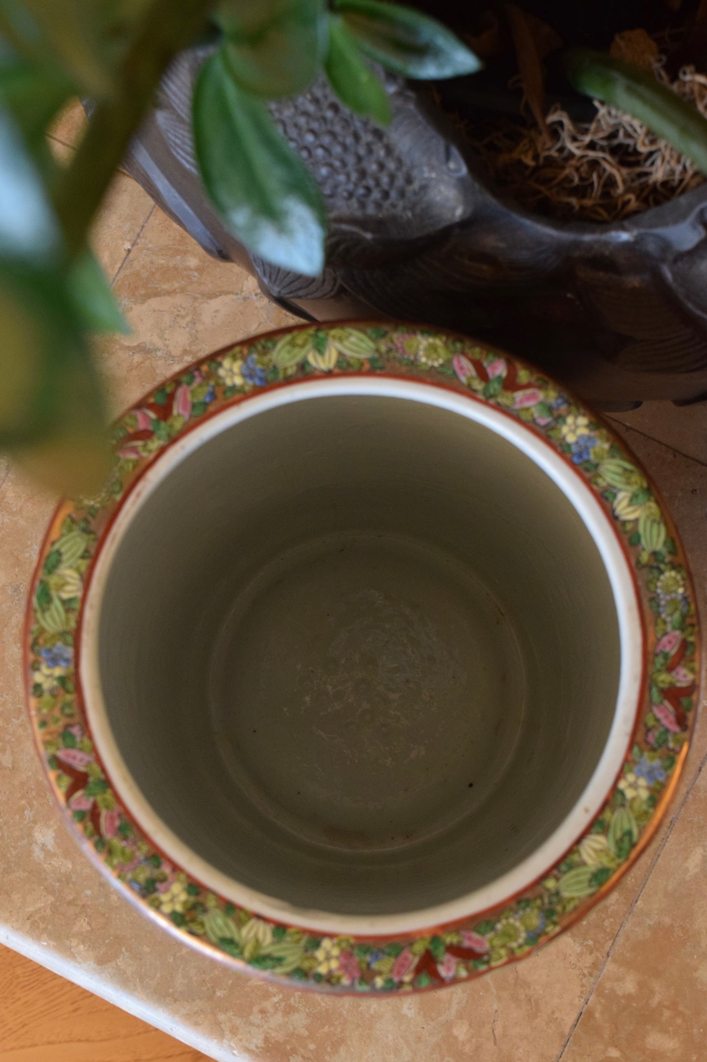 Chinese Famille Rose Porcelain Umbrella Stand