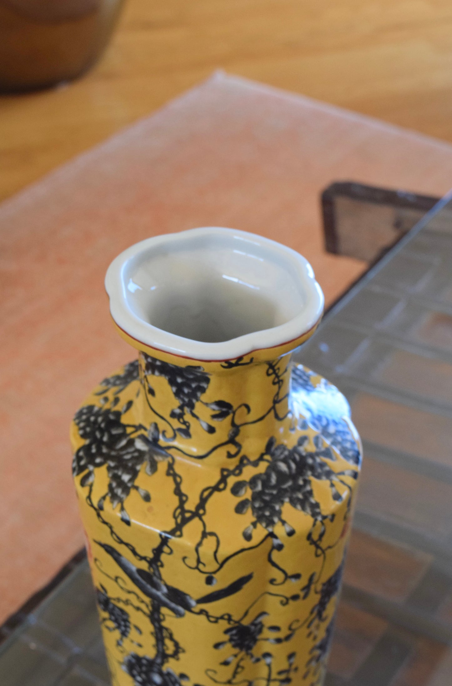 Chinese Phoenix Tail Vase Replica (Fengweizun)