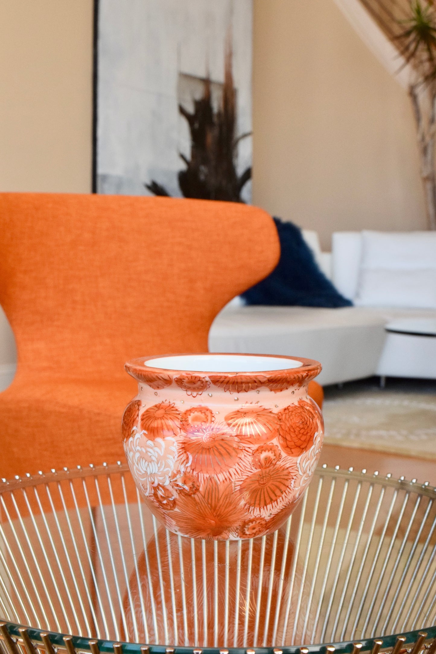 Japanese Kutani Coral-Glazed Bowl