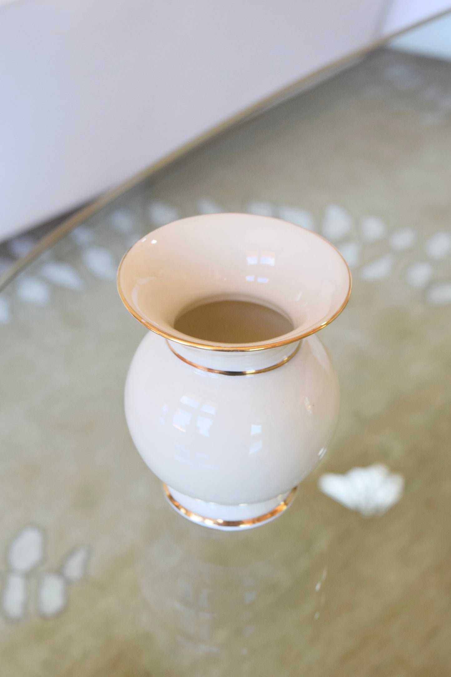 Gerold & Co. Tettau Porcelain Vase