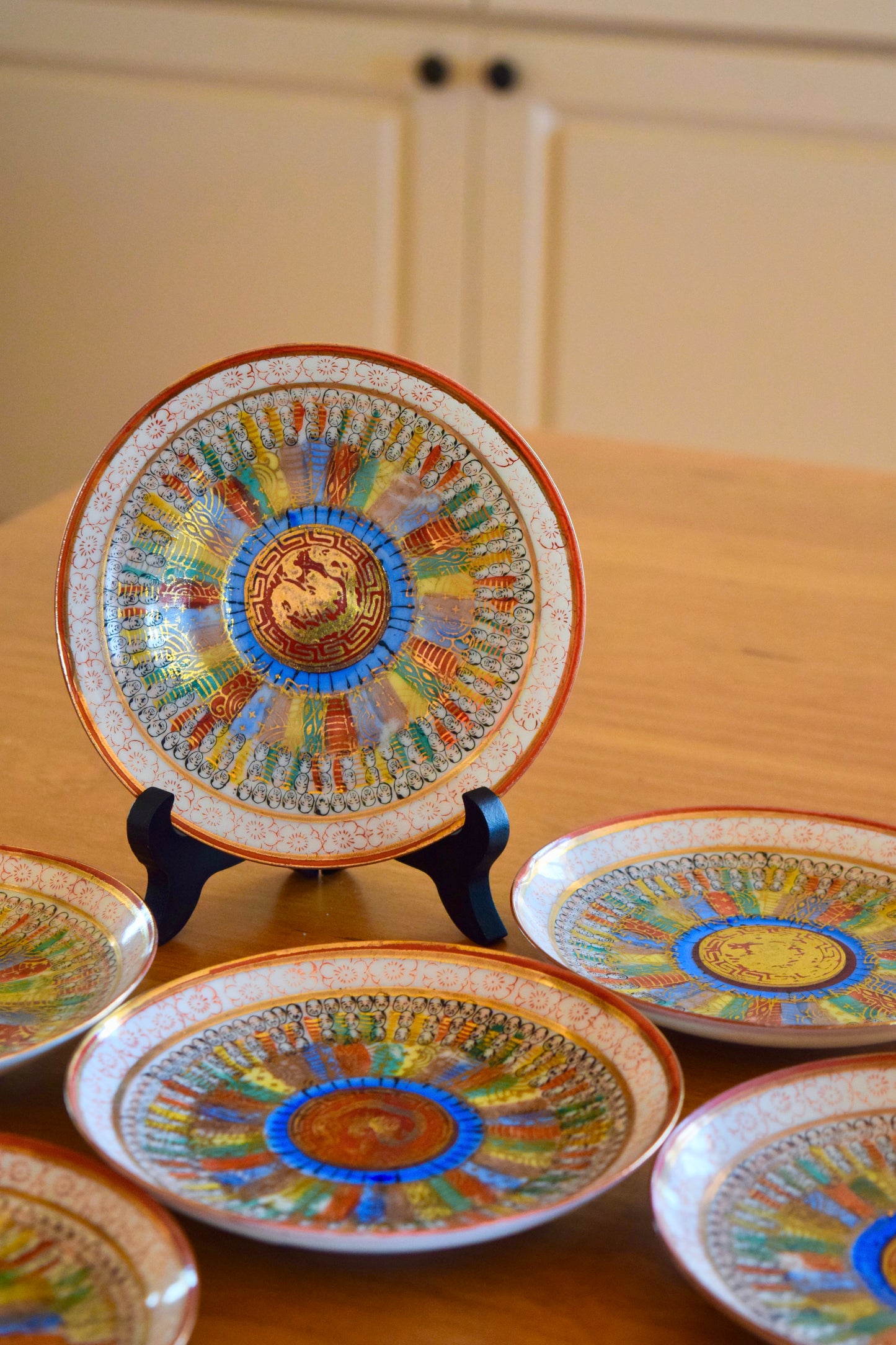 Japanese Kutani 'Thousand Faces' Porcelain Plates (Set of 6)