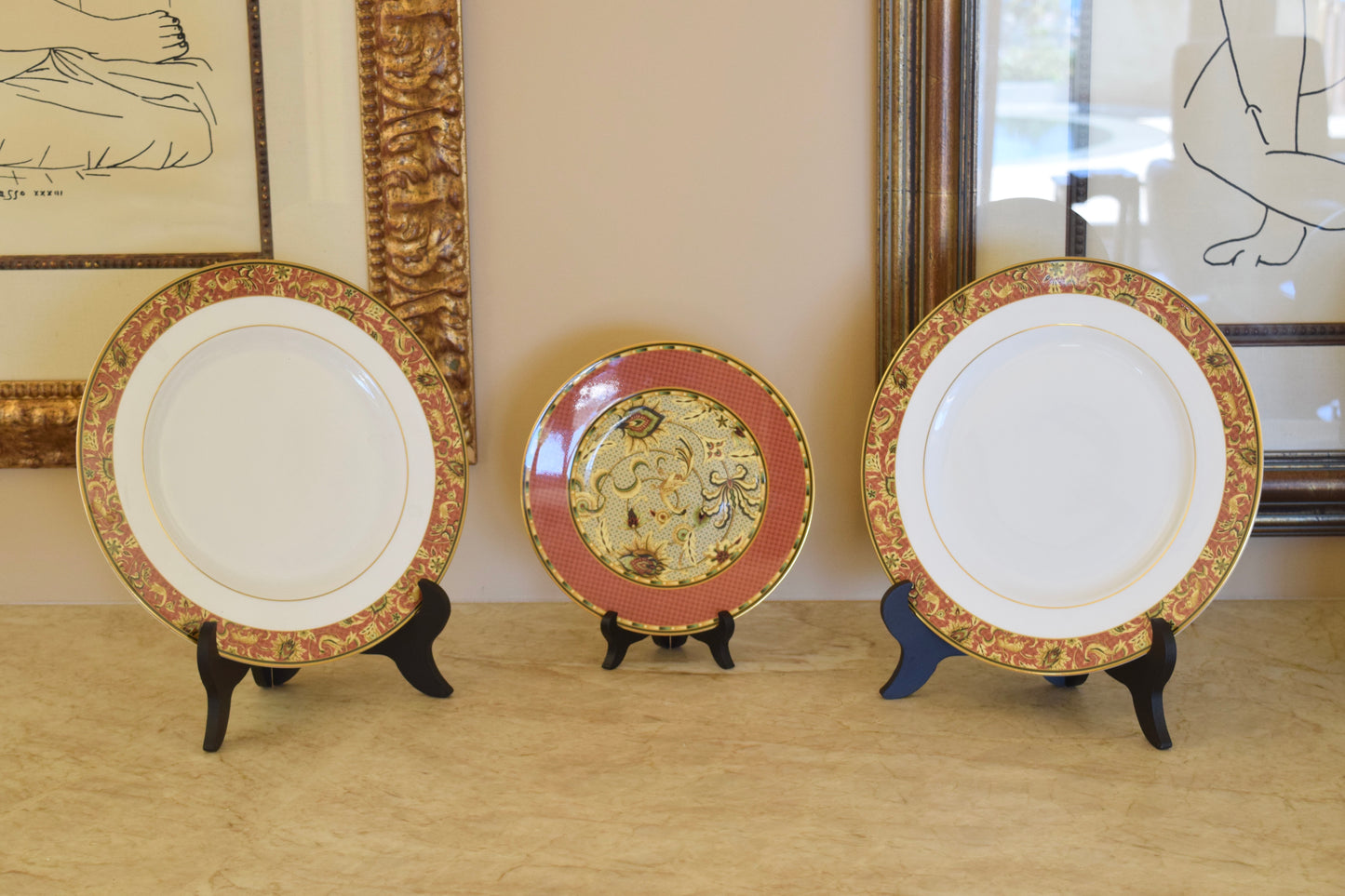 Wedgwood Persia Plate Set