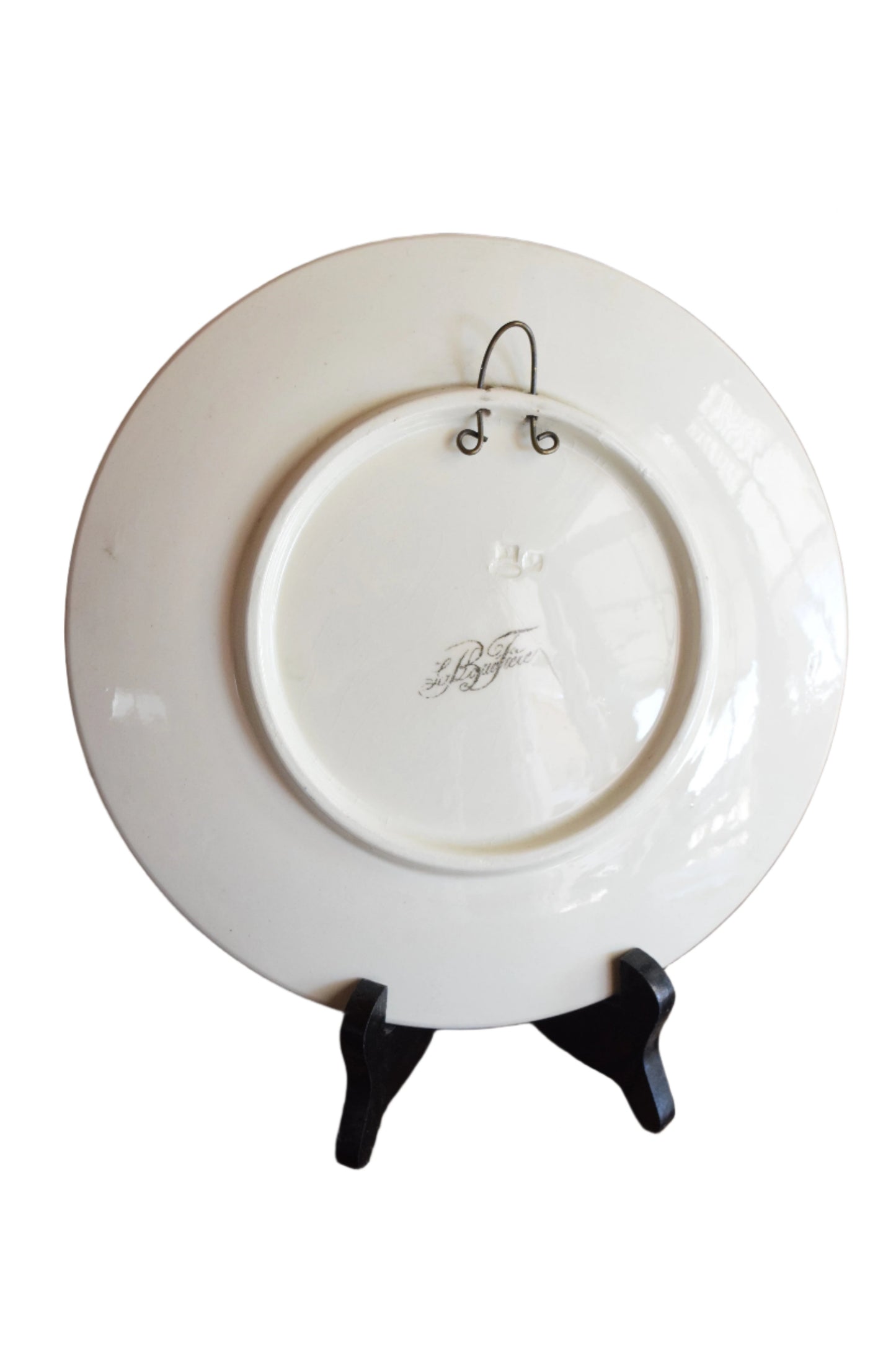 Boch Frères "Le Dimanche Mondain" Decorative Plate