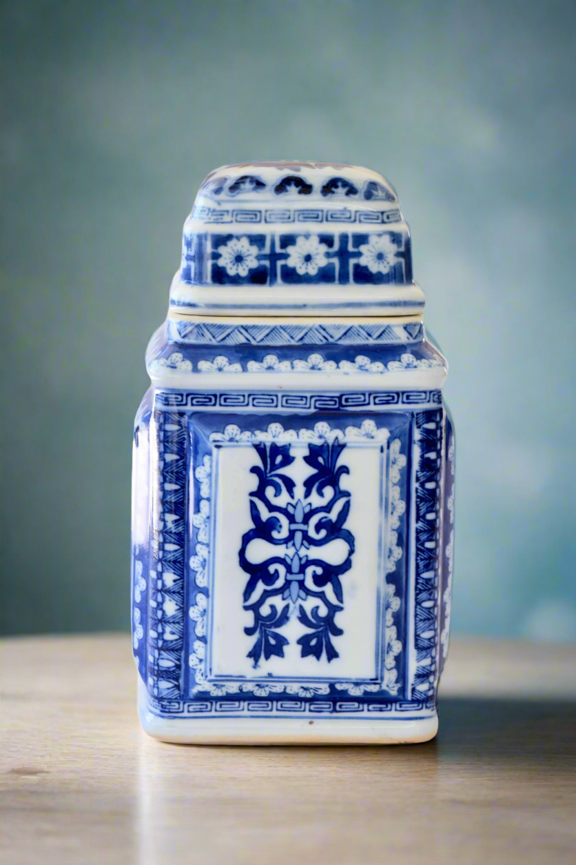 Chinese Yongzheng-Style Tea Canister