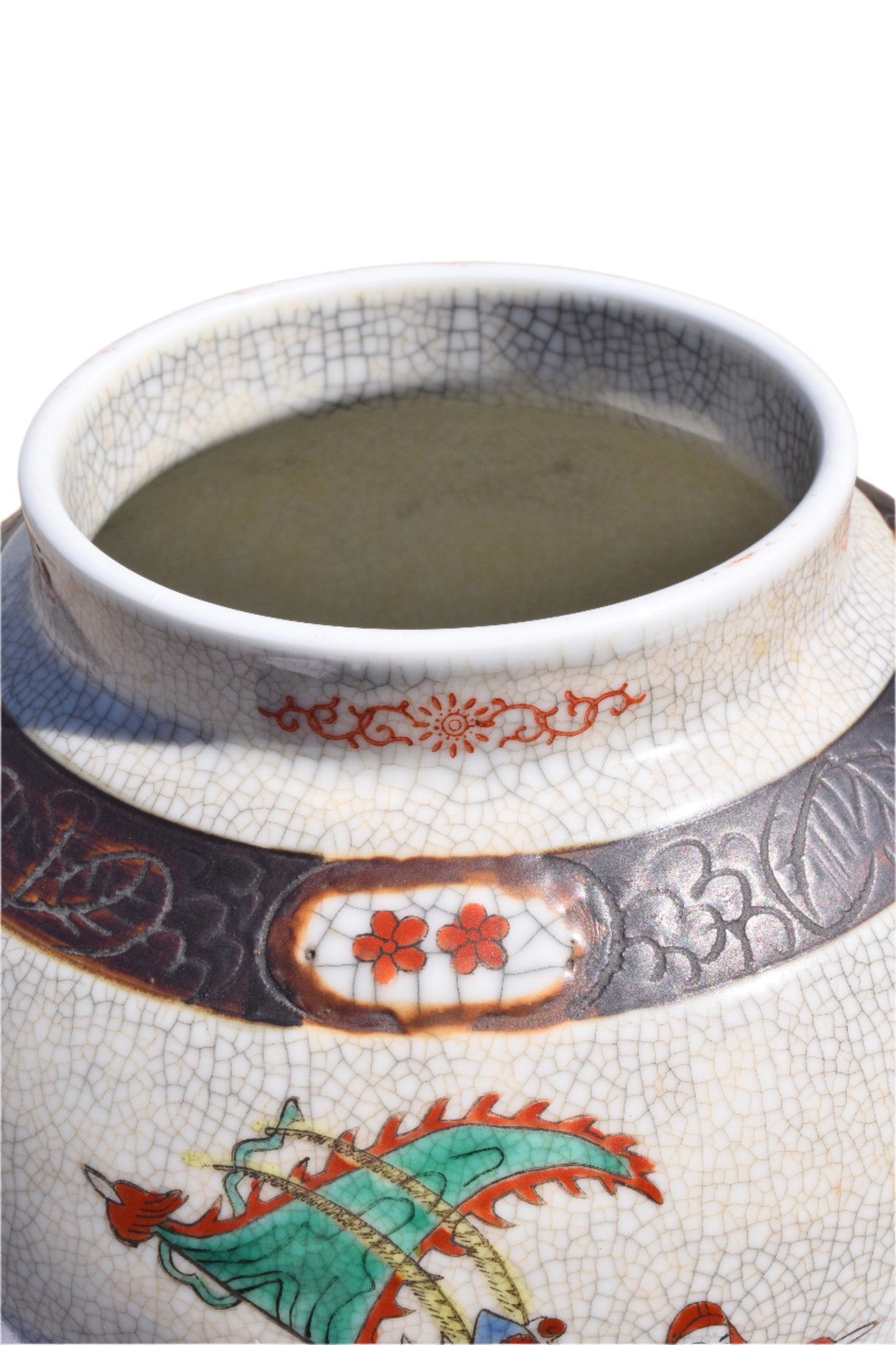 Chinese Wucai Warrior Jar