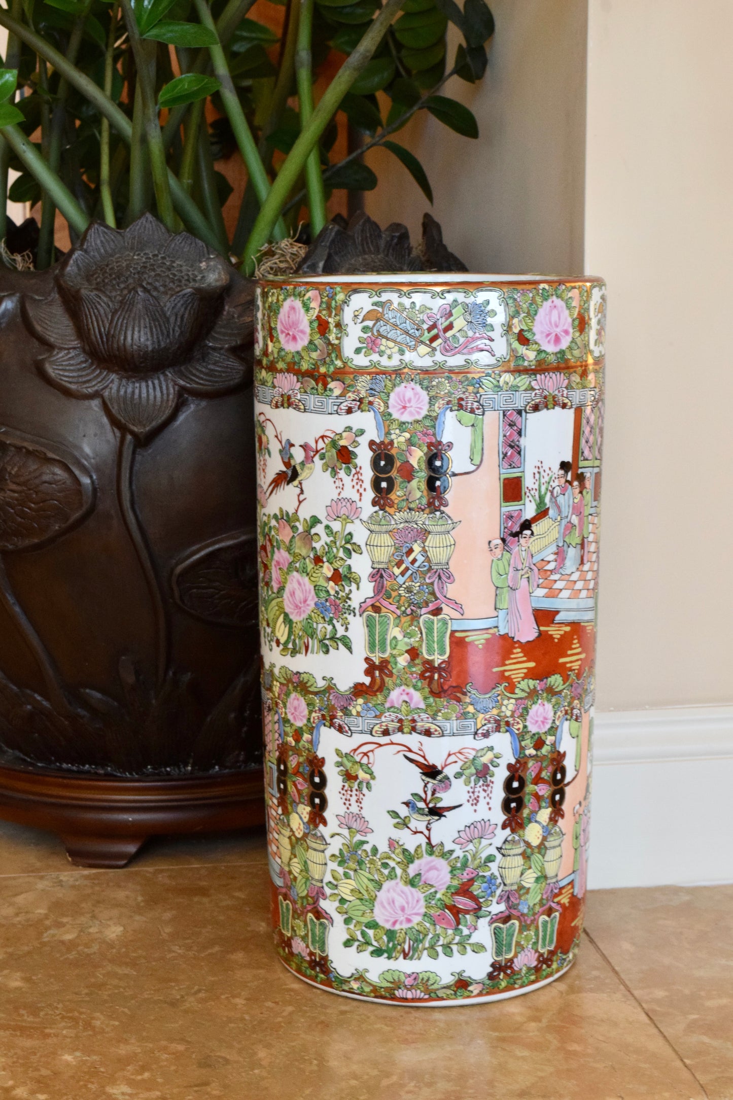 Chinese Famille Rose Porcelain Umbrella Stand