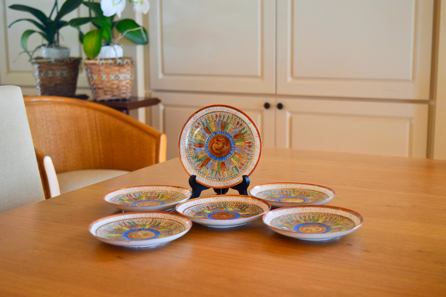 Japanese Kutani 'Thousand Faces' Porcelain Plates (Set of 6)