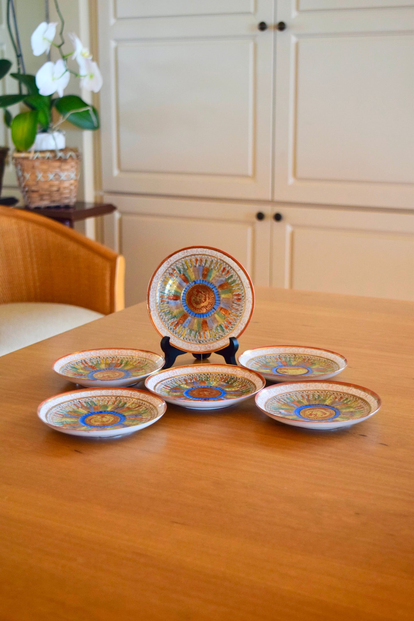Japanese Kutani 'Thousand Faces' Porcelain Plates (Set of 6)
